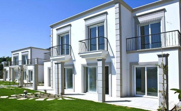 Satılık Denize Sıfır Evler Yalıkavak Bodrum