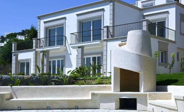 Satılık Denize Sıfır Evler Yalıkavak Bodrum
