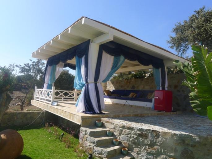 Bodrum Gümüşlükte Satılık Taş Villalar