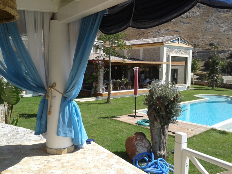 Bodrum Gümüşlükte Satılık Taş Villalar